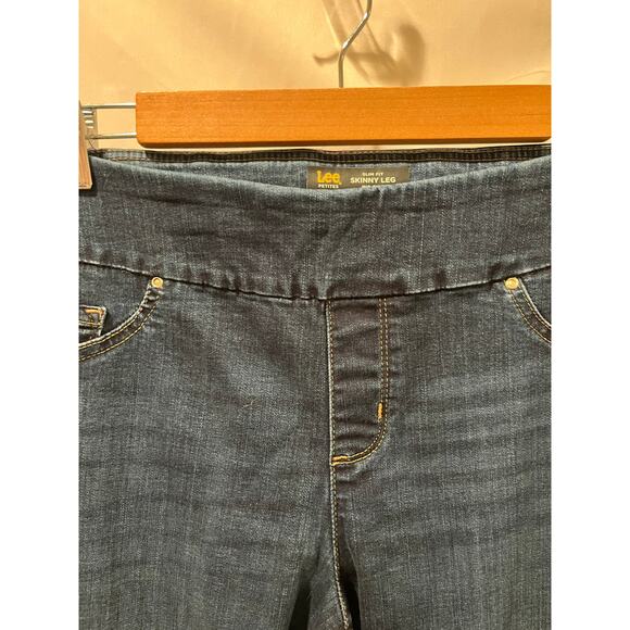 Lee Sculpting Slim Fit Skinny Leg Pull-On Jeans - Size 12 Petite - Picture 3 of 8